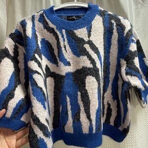 Vici Blue and Black Abstract Sweatshirt